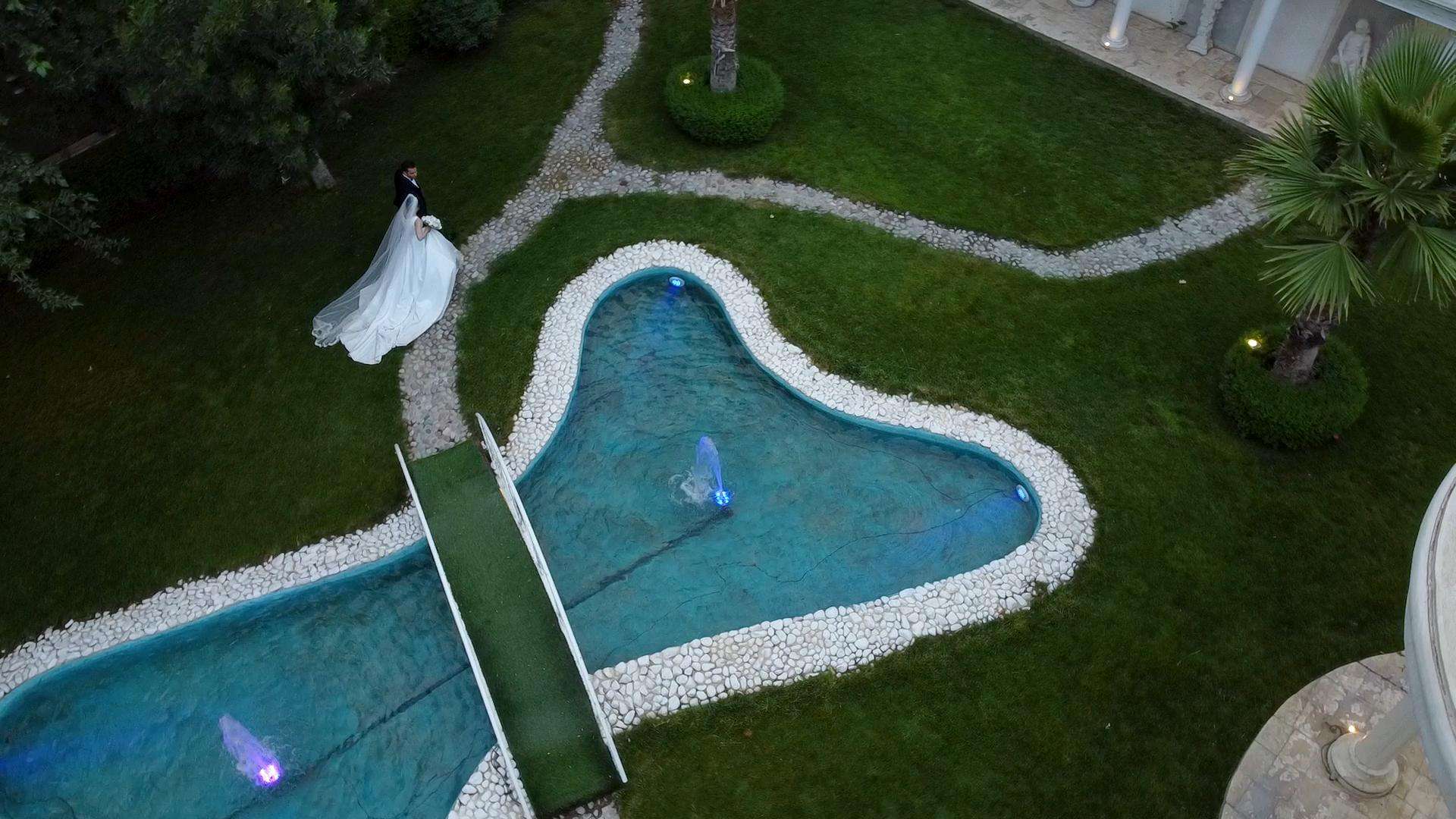 استخر باغ موسوی