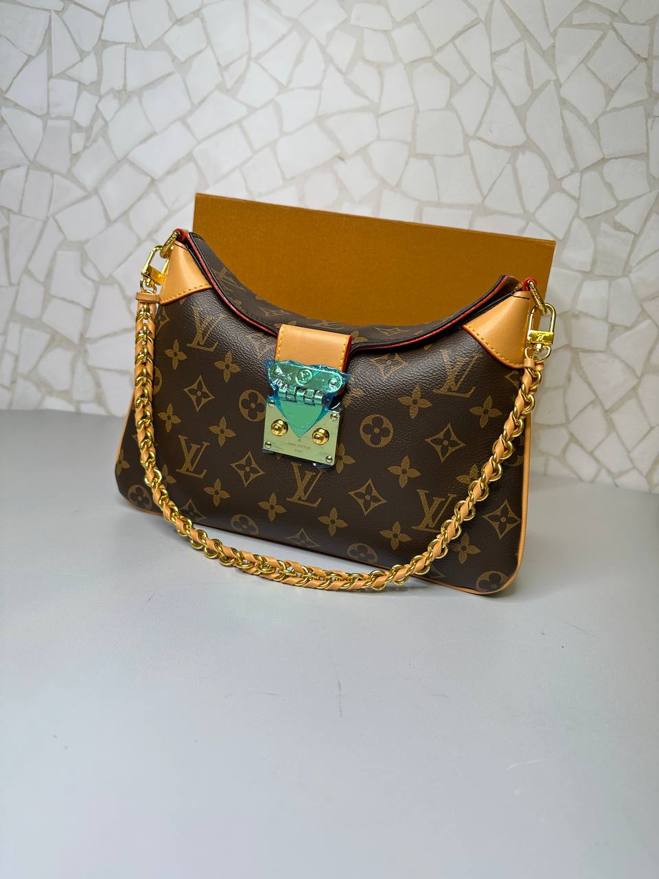 کیف زنانه لویی ویتون (Louis Vuitton)