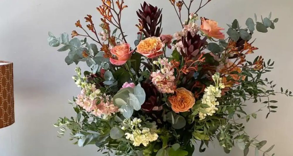 چطور گل ها می توانند فضای خانه شما را زیبا کنند؟